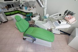 Стоматология Кристалл, с рейтингом 3.7 - находится по адресу Владивосток, улица Кирова, 25А 