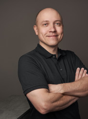 Стоматолог, стоматолог-ортопед Виталий Владимирович Демин