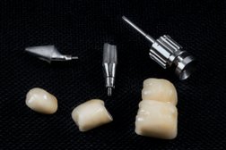 Стоматология Галерея улыбок, с рейтингом 5 - находится по адресу Ленинградская область, Мурино, Воронцовский бульвар, 8 