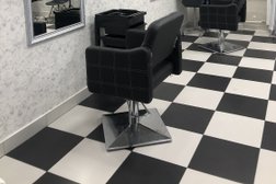 Салон красоты Улыбка, с рейтингом 4 - находится по адресу Волгоград, улица Дзержинского, 15 