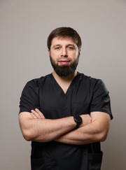 Пластический хирург, хирург Анвар Ахмедович Жахбаров