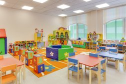 Частный детский сад AcademKids ЖК «Рассказово», с рейтингом 4.9 - находится по адресу Москва, Новомосковский административный округ, район Внуково, бульвар Андрея Тарковского, 5А 