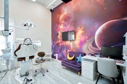 Авторская клиника Космодент, с рейтингом 4.9 - находится по адресу Томск, проспект Фрунзе, 16 