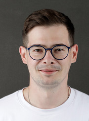 Стоматолог-хирург, имплантолог Олег Евгеньевич Благих