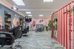 Студия красоты Zoe, с рейтингом 5 - находится по адресу Санкт-Петербург, округ Сергиевское, Шувалово-Озерки, 194358, улица Есенина, 32 к1 
