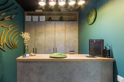 Салон красоты BeU Salon, с рейтингом 4.7 - находится по адресу Москва, Дмитрия Ульянова, 27 