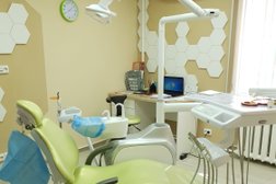 Стоматология Smile Clinic, с рейтингом 2.7 - находится по адресу Усть-Каменогорск, улица Кирова, 72 