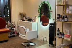 Салон красоты Meadow space of beauty, с рейтингом 4.9 - находится по адресу Краснодарский край, городской округ Сочи, село Эстосадок, набережная Панорама, 4 