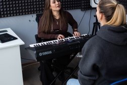 Музыкальная школа Челентано, с рейтингом 4.8 - находится по адресу Сочи, Ульянова, 97/1 