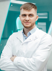 Челюстно-лицевой хирург, имплантолог Важа Арсенович Чхаидзе