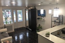 Салон красоты Light, с рейтингом 3.7 - находится по адресу Тюмень, улица Пермякова, 71 к3 