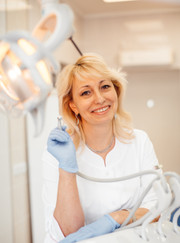 Стоматолог-терапевт, главный врач Елена Геннадьевна Чупрова