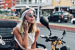 Шоурум City hero, с рейтингом 4.9 - находится по адресу Москва, Милютинский переулок, 18а 