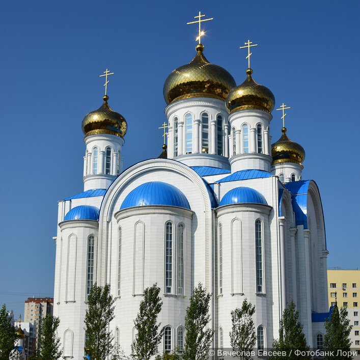 Православный Успенский кафедральный собор в Астане