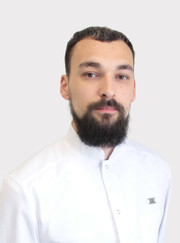 Имплантолог, стоматолог-хирург Артур Михайлович Саакян