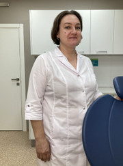 Стоматолог, стоматолог-терапевт Екатерина Владимировна Комонова