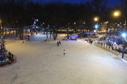 Каток в парке 1Мая, с рейтингом 3.3 - находится по адресу Нижний Новгород, улица Октябрьской Революции, 31 