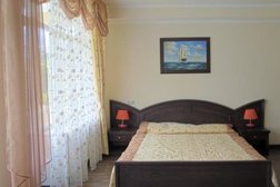 Отель Катран, с рейтингом 4.2 - находится по адресу Сочи, улица Победы, 171 