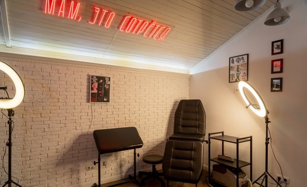 Анита Қараңғы анал порно