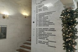 Магазин антикварных книг Abelbooks, с рейтингом 4.9 - находится по адресу Москва, Садовая-Кудринская улица, 25 