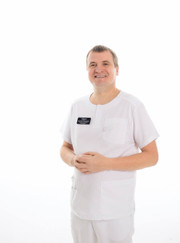 Имплантолог, главный врач Евгений Владимирович Селянин