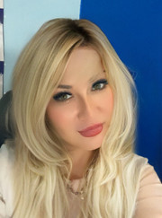 Мастер ногтевого сервиса Виктория Викторовна Мохова