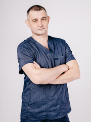 Имплантолог, стоматолог-хирург Дмитрий Валерьевич Пох