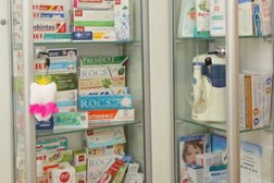 Клиника эстетической стоматологии Коралл, с рейтингом 4.8 - находится по адресу Архангельская область, Вельск, улица Дзержинского, 62а 