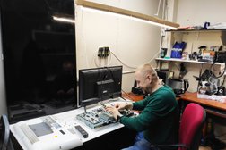 Сервисный центр Лаборатория ремонта, с рейтингом 2.8 - находится по адресу Москва, бульвар Яна Райниса, 7 