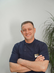 Массажист Эдуард Камильевич Азизов