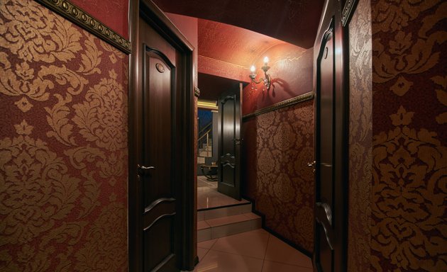 Порно анальды аққұбаларды айқайлайды