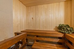 Петровские бани, с рейтингом 4.6 - находится по адресу Санкт-Петербург, проспект Просвещения, 99 