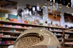 Магазин эзотерических товаров Белые Облака, с рейтингом 4.8 - находится по адресу Москва, Митинская улица, 36к1 