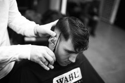 Барбершоп Андеркат, с рейтингом 4.4 - находится по адресу Саратовская область, Энгельс, улица Маяковского, 19а 