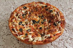 Столовая Печки и Лавочки, с рейтингом 4.5 - находится по адресу Кемеровская область — Кузбасс, Кемерово, Красная улица, 9 