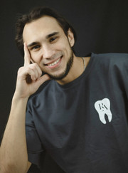 Имплантолог, стоматолог Ильнур Ихсанович Газтдинов