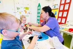 Частный английский детский сад Sun School, с рейтингом 4.6 - находится по адресу Москва, Адмирала Лазарева улица, 63 к1 