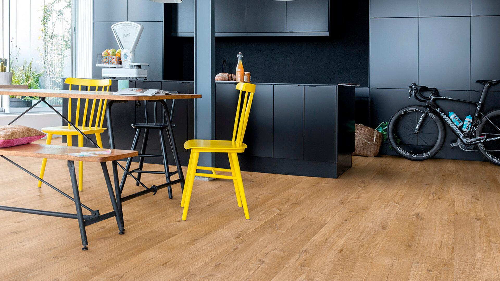 Ламинат quick step. ПВХ плитка quick Step Pulse click. Квик степ виниловый ламинат. Кварц виниловый ламинат Квик степ. Дуб хлопковый натуральный винил Pulse click pucl40104.