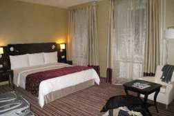 Cort Inn Санкт-Петербург Отель и Конференц-центр, с рейтингом 4.2 - находится по адресу Санкт-Петербург, набережная канала Грибоедова, 166 
