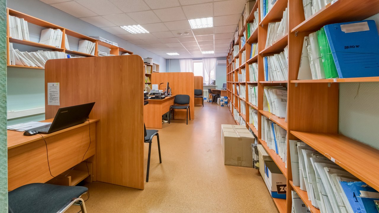 Центр услуг омск. Арктическая 37 омск. Услуги в омске. Ооо антарес. Мфц в центре омск.