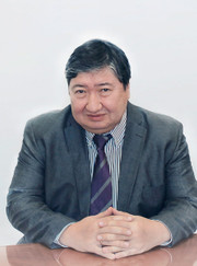 Хирург Нурлан Мухтарулы Арын