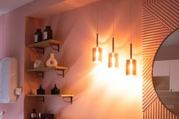 Салон красоты Чаруни, с рейтингом 4.9 - находится по адресу Московская область, Электросталь, улица Пушкина, 4А 