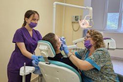 Стоматологическая клиника СтомаЛюкс, с рейтингом 2.9 - находится по адресу Ульяновск, улица Аблукова, 43а 