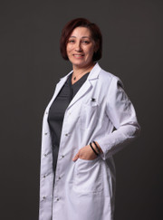 Хирург, имплантолог Альбина Ренатовна Хамитова