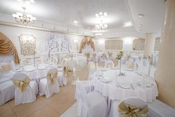 Банкет-холл Озерные аркады, с рейтингом 4.8 - находится по адресу Тюмень, улица Александра Логунова, 11/1 