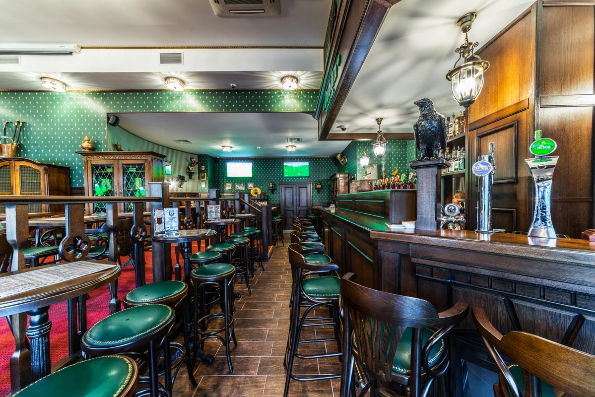 Brickell irish pub