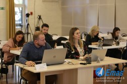 Бизнес-школа Emas, с рейтингом 4.7 - находится по адресу Москва, Аптекарский переулок, 9 