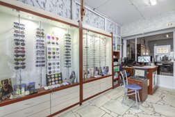 Салон оптики Окулист plus, с рейтингом 5 - находится по адресу Москва, Хорошёвский район, 143000, улица Куусинена, 19А 