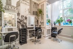 Салон красоты Beauty Code, с рейтингом 4.9 - находится по адресу Москва, Люсиновская улица, 36/50 