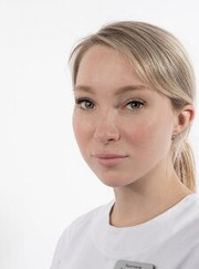 Стоматолог-терапевт Марина Андреевна Решетникова